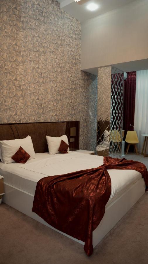 Dionis Hotel Baku Luaran gambar