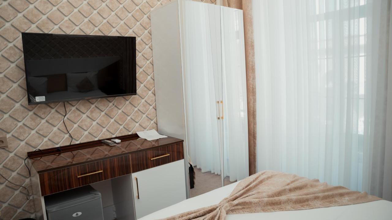 Dionis Hotel Baku Luaran gambar