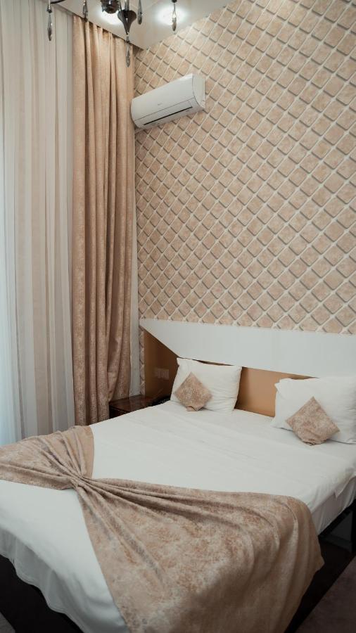 Dionis Hotel Baku Luaran gambar