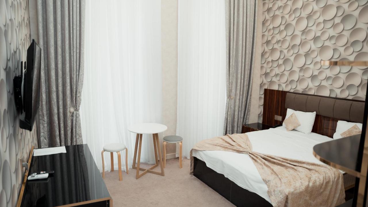 Dionis Hotel Baku Luaran gambar